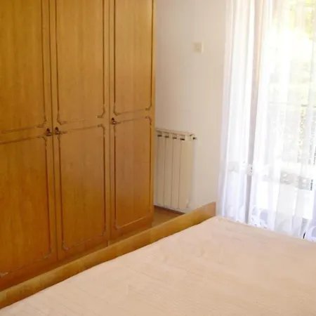 Apartment In Mit Gepflegtem Garten Umag